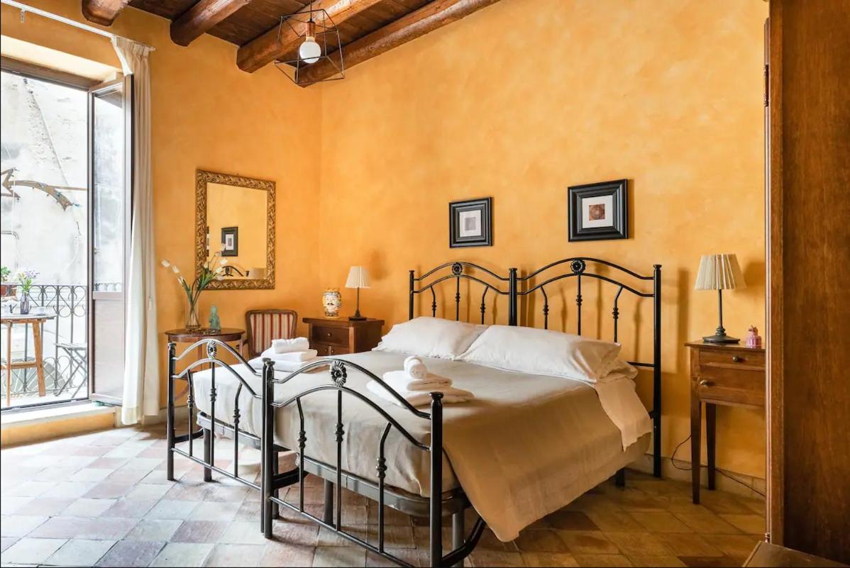 Garconniere In Ortigia Villa Syracuse Luaran gambar