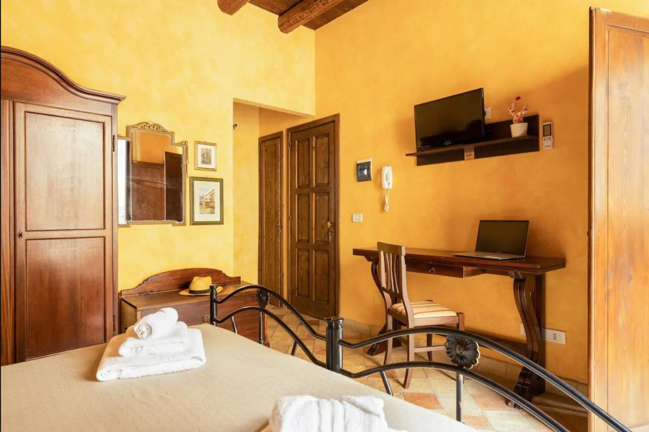 Garconniere In Ortigia Villa Syracuse Luaran gambar